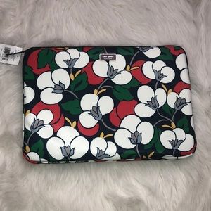 Dawn Breezy Floral Universal Laptop Sleeve